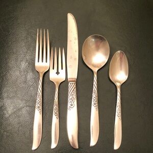 Oneida silver plated cutlery